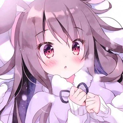 浙江一男子新能源车假期停路边自燃